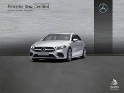 Gris / plateado Usado 2021 Mercedes A200 AMG line Berlina | 27.900 € (Precio justo)