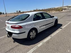 Blanco Usado 2002 Renault Laguna II Expression Berlina | 1950 € (Precio justo)