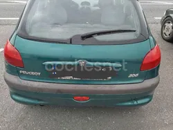 Verde Usado 2000 Peugeot 206 Berlina | 1800 € (Precio justo)