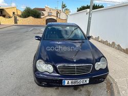 Azul Usado 2000 Mercedes C220 Avantgarde Berlina | 3500 € (Buen precio)