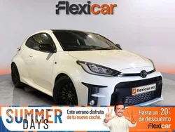 Blanco Usado 2022 Toyota Yaris Berlina | 32.590 € (Super precio)