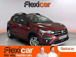 Rojo Usado 2022 Dacia Sandero Essentiel Utilitario | 11.790 € (Precio justo)