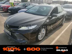 Negro Usado 2021 Toyota Camry Luxury Berlina | 26.850 € (Precio justo)