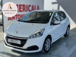 Blanco Usado 2017 Peugeot 208 GT-line Utilitario | 8900 €