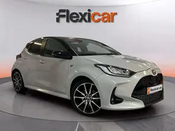 Blanco Usado 2022 Toyota Yaris Hybrid Sport Berlina | 19.890 € (Buen precio)