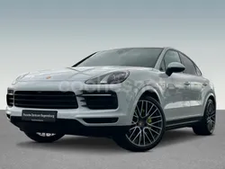 Blanco Usado 2022 Porsche Cayenne Platinum Edition SUV | 79.990 € (Super precio)