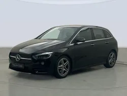 Negro Usado 2024 Mercedes B200 AMG line Monovolumen | 34.900 € (Precio justo)