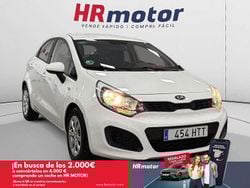 Blanco Usado 2013 Kia Rio Utilitario | 7290 € (Precio justo)