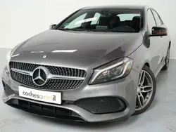 Plateado Usado 2017 Mercedes A200 Utilitario | 15.990 € (Precio justo)