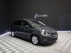 Gris Usado 2021 VW Touran Advance Monovolumen | 22.490 € (Un poco caro)
