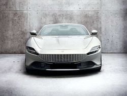 Plateado Nuevo 2024 Ferrari Roma Coupe | 325.000 € (Un poco caro)