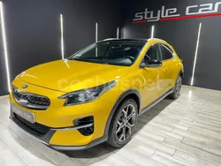 Amarillo Usado 2021 Kia XCeed SUV | 15.950 € (Buen precio)