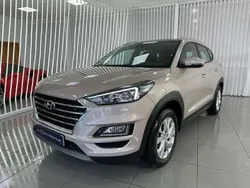 Beige Usado 2021 Hyundai Tucson SUV | 18.990 € (Buen precio)