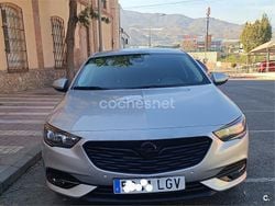 Gris / plata Usado 2020 Opel Insignia Selective Berlina | 8900 € (Buen precio)