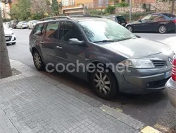 Gris / plata Usado 2006 Renault Mégane GrandTour Dynamique Familiar | 2800 € (Precio justo)