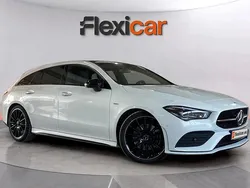 Blanco Usado 2022 Mercedes CLA200 Shooting Brake Familiar | 30.290 € (Buen precio)