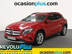 Rojo Usado 2017 Mercedes GLA200 Urban SUV | 19.450 € (Precio justo)