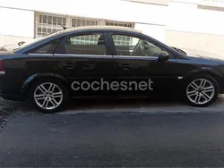 Negro Usado 2003 Opel Vectra GTS Berlina | 1750 €
