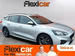 Gris Usado 2019 Ford Focus ST-Line Utilitario | 15.790 € (Precio justo)