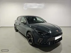 Azul Nuevo 2025 Cupra Leon Berlina | 32.900 € (Caro)
