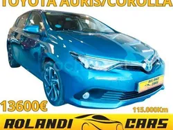 Verde Usado 2017 Toyota Auris Hybrid Active Berlina | 13.600 € (Precio justo)