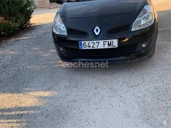 Negro Usado 2007 Renault Clio II Dynamique Berlina | 3000 € (Precio justo)