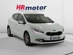 Blanco Usado 2013 Kia Ceed Utilitario | 9710 € (Buen precio)