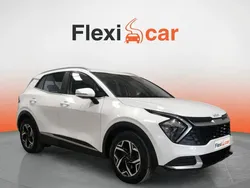 Blanco Usado 2023 Kia Sportage SUV | 21.490 € (Buen precio)