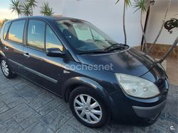 Gris / plata Usado 2007 Renault Scénic II Dynamique Monovolumen | 2750 € (Buen precio)