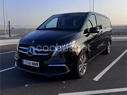 Negro Usado 2024 Mercedes V220 Avantgarde Monovolumen | 56.500 € (Precio justo)