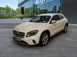 Amarillo Usado 2019 Mercedes GLA180 SUV | 23.200 € (Precio justo)