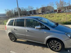 Gris / plata Usado 2010 Opel Zafira Essentia Monovolumen | 4500 € (Precio justo)