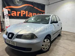 Azul Usado 2003 Seat Ibiza Stella Berlina | 2495 € (Precio justo)