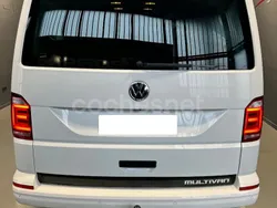 Usado 2015 VW Multivan Highline Monovolumen | 34.700 € (Precio justo)