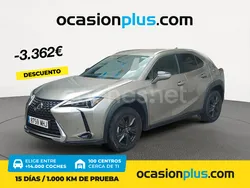Gris / plata Usado 2023 Lexus UX SUV | 27.750 € (Buen precio)