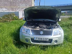 Gris / plata Usado 2009 Suzuki Grand Vitara SUV | 7350 € (Precio justo)