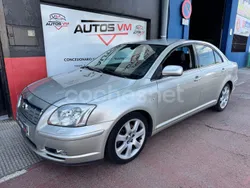 Gris / plata Usado 2005 Toyota Avensis Executive Berlina | 3999 € (Precio justo)