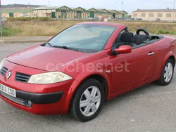 Granate Usado 2004 Renault Mégane Cabriolet Privilege Descapotable | 3999 € (Precio justo)