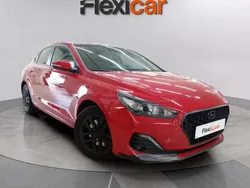 Rojo Usado 2019 Hyundai i30 Berlina | 12.890 € (Precio justo)