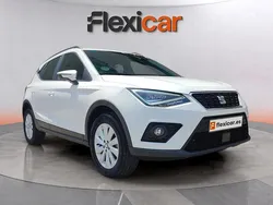 Blanco Usado 2019 Seat Arona Reference SUV | 12.990 € (Precio justo)
