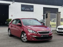 Rojo Usado 2014 Peugeot 308 Active Utilitario | 6899 € (Precio justo)