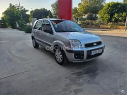 Gris / plata Usado 2005 Ford Fusion Berlina | 1850 € (Super precio)