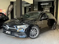 Negro Usado 2022 Mercedes CLA200 Shooting Brake Familiar | 26.900 € (Precio justo)