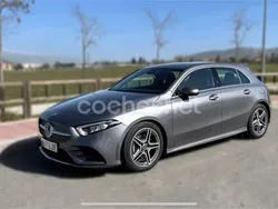 Gris / plata Usado 2019 Mercedes A180 Berlina | 26.000 € (Caro)