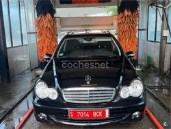 Negro Usado 2006 Mercedes C220 Classic Familiar | 5990 € (Un poco caro)