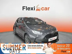 Gris Nuevo 2024 Toyota Yaris Hybrid Style Berlina | 23.690 € (Precio justo)