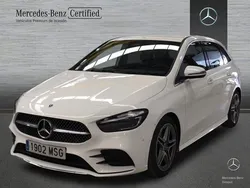 Blanco polar Usado 2024 Mercedes B180 AMG line Monovolumen | 33.900 € (Un poco caro)