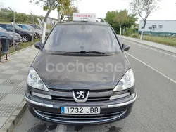 Gris / plata Usado 2013 Peugeot 807 Active Monovolumen | 7500 € (Precio justo)