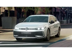 Plata Nuevo 2025 VW Passat R-line Familiar | 53.171 € (Un poco caro)