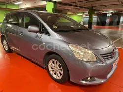 Gris / plata Usado 2010 Toyota Verso Active Monovolumen | 6490 € (Buen precio)